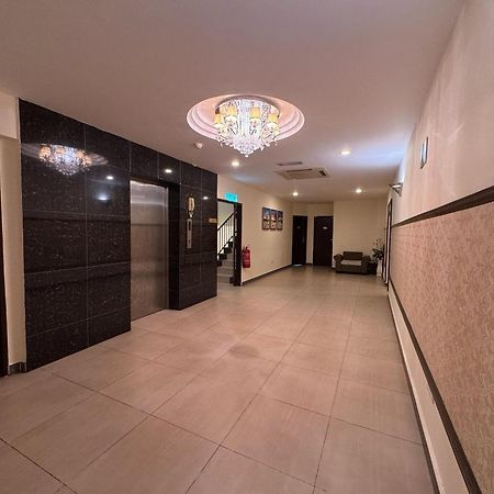 K Garden Hotel Bagan Serai Exterior photo