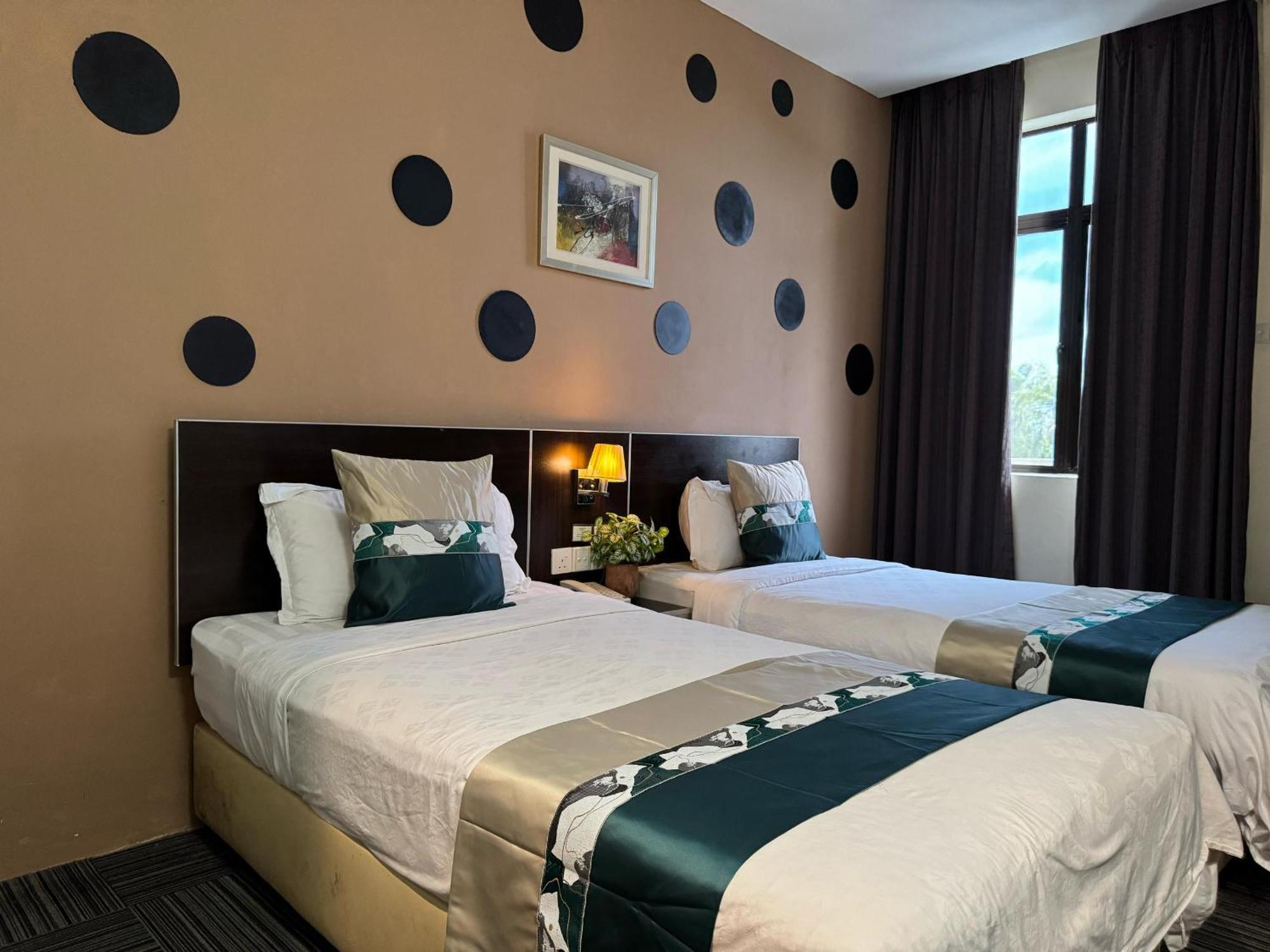 K Garden Hotel Bagan Serai Exterior photo