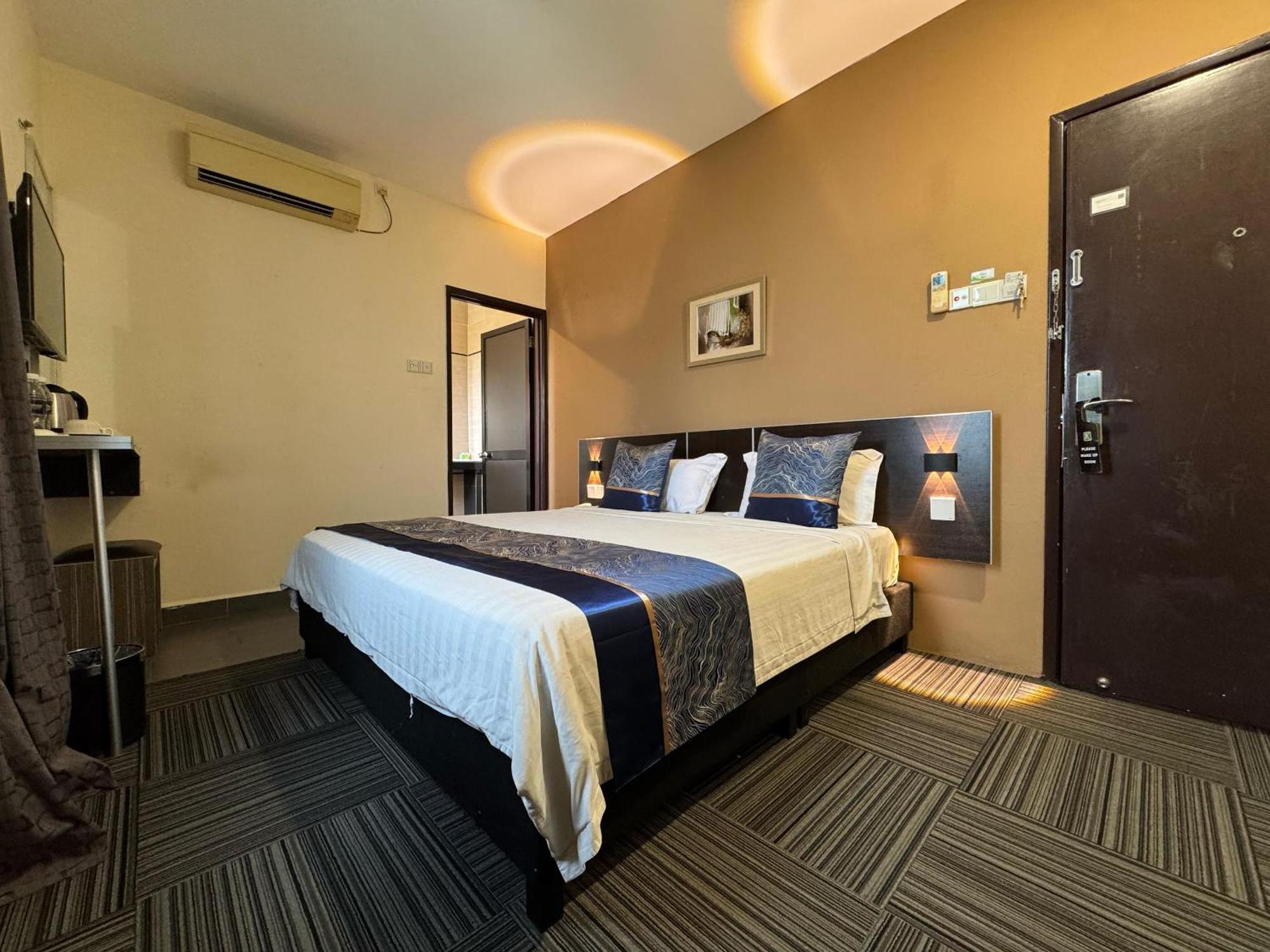K Garden Hotel Bagan Serai Exterior photo