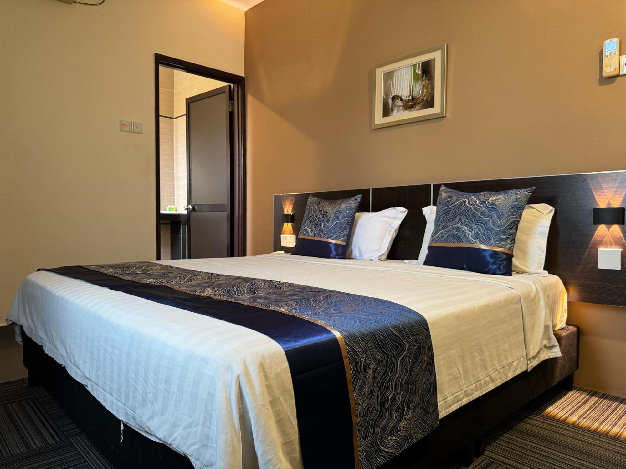 K Garden Hotel Bagan Serai Exterior photo